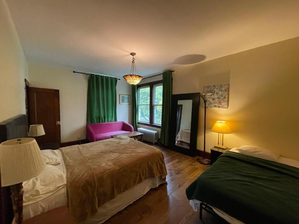 Family Guest House Newark Extérieur photo